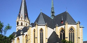 Ahrweiler,_St._Laurentius_(bearb_Sp) (c) Andreasdz Ahrweiler,_St._Laurentius_(bearb_Sp)