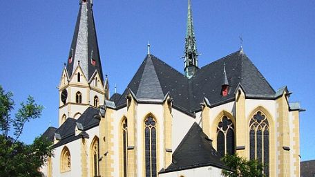 Ahrweiler,_St._Laurentius_(bearb_Sp)