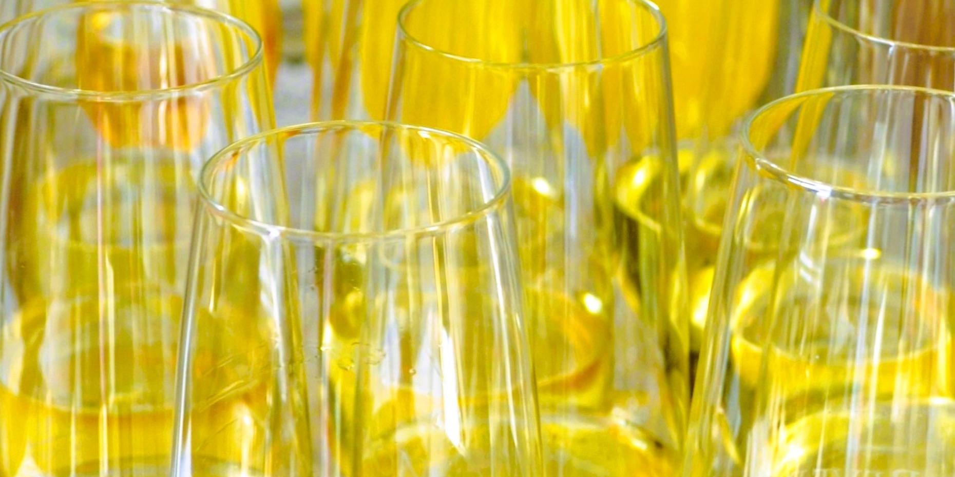 sekt-empfang-gläser