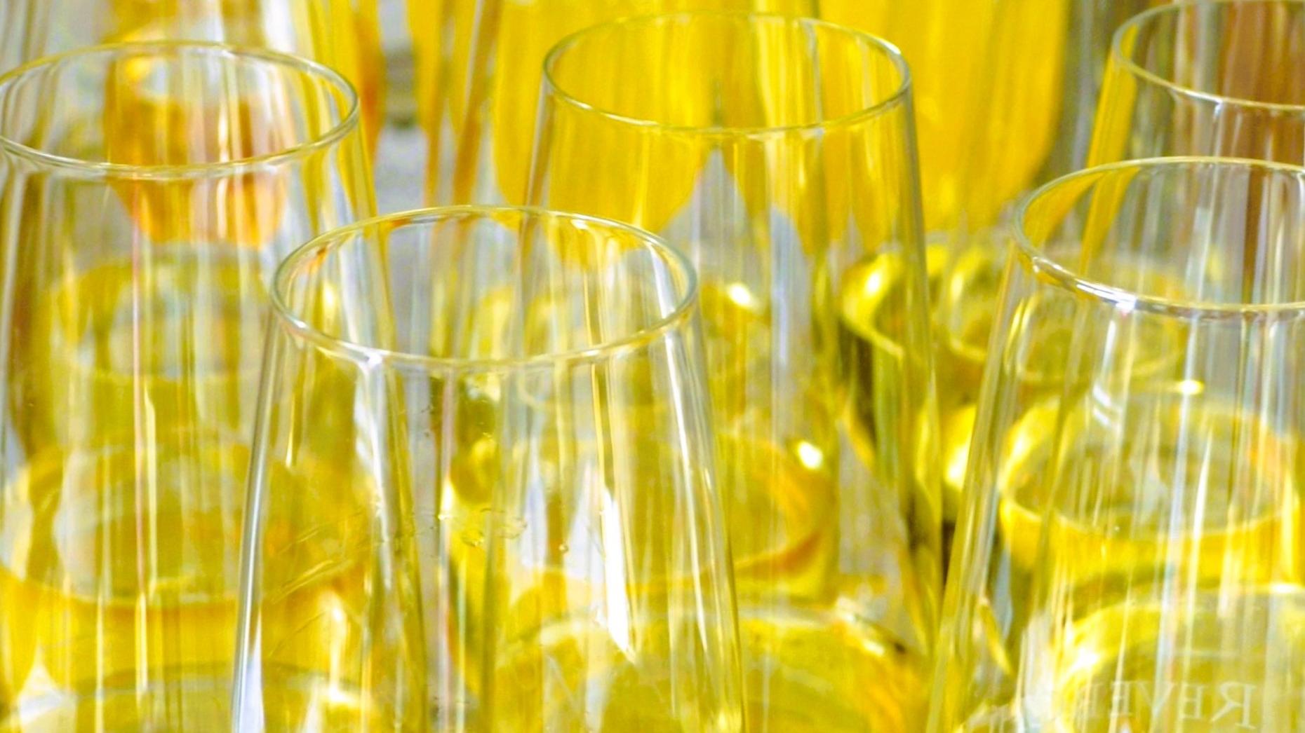 sekt-empfang-gläser